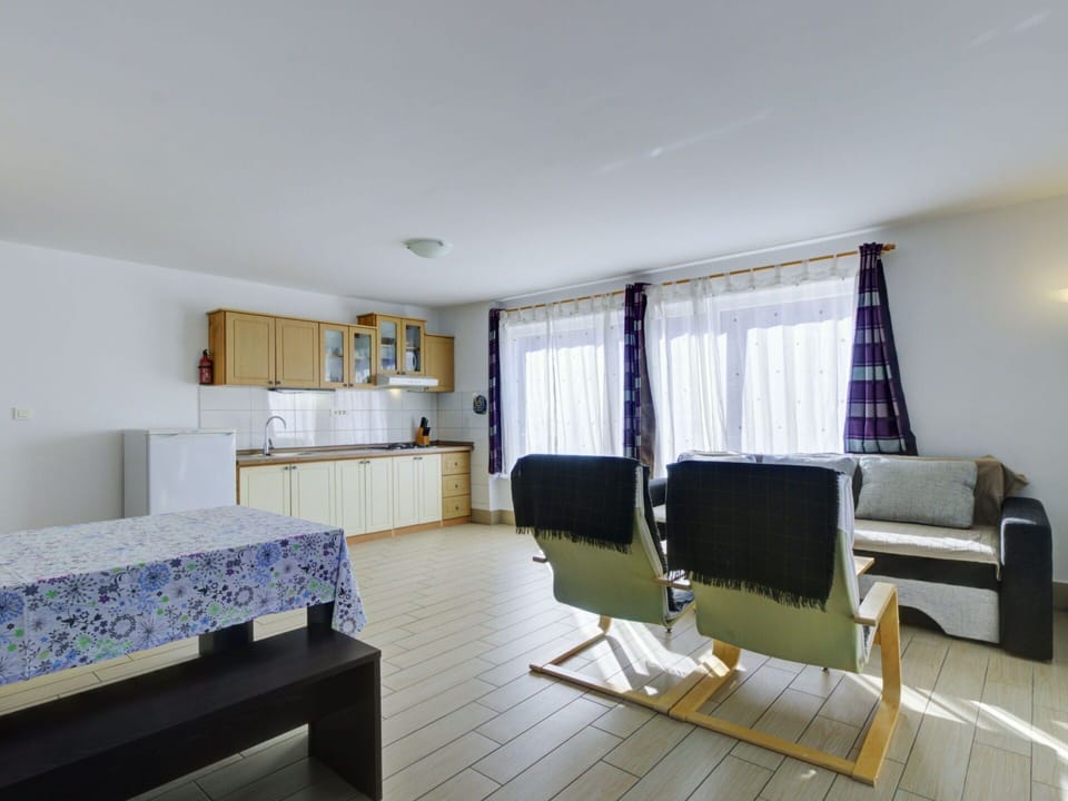 Furniture, Interior Design, Flooring, Ceiling, Floor, Home, Room, Chair, Living Room