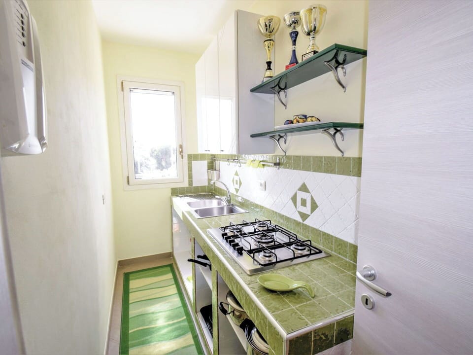 Flooring, Kitchen, Interior Design, Floor, Major Appliance, Room, Countertop, Apartment, Kitchen Appliance, Cabinetry