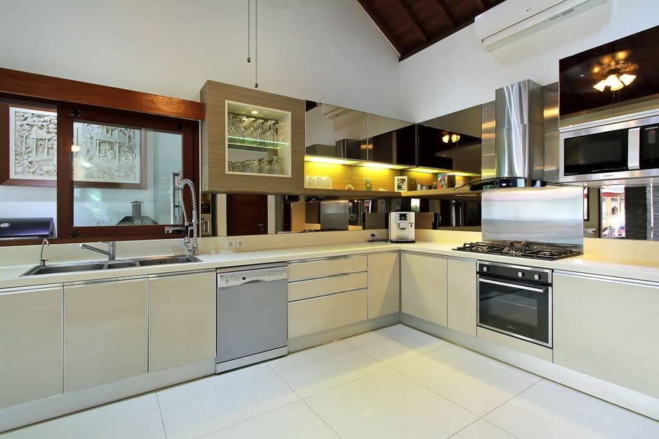 Cantik, 4 Bedroom Seminyak