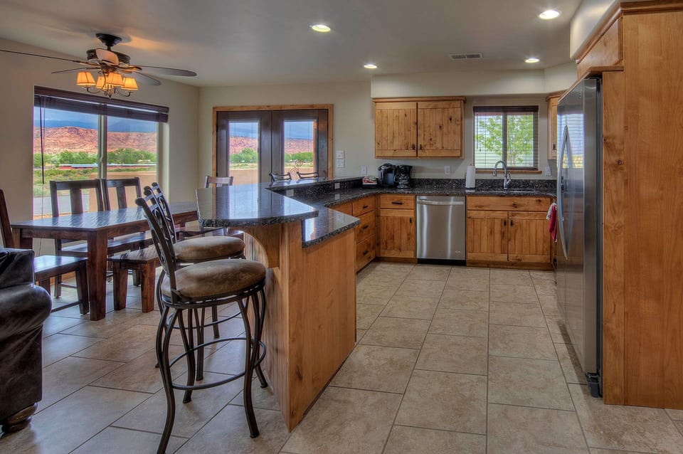 Large Kitchen & Dining Area