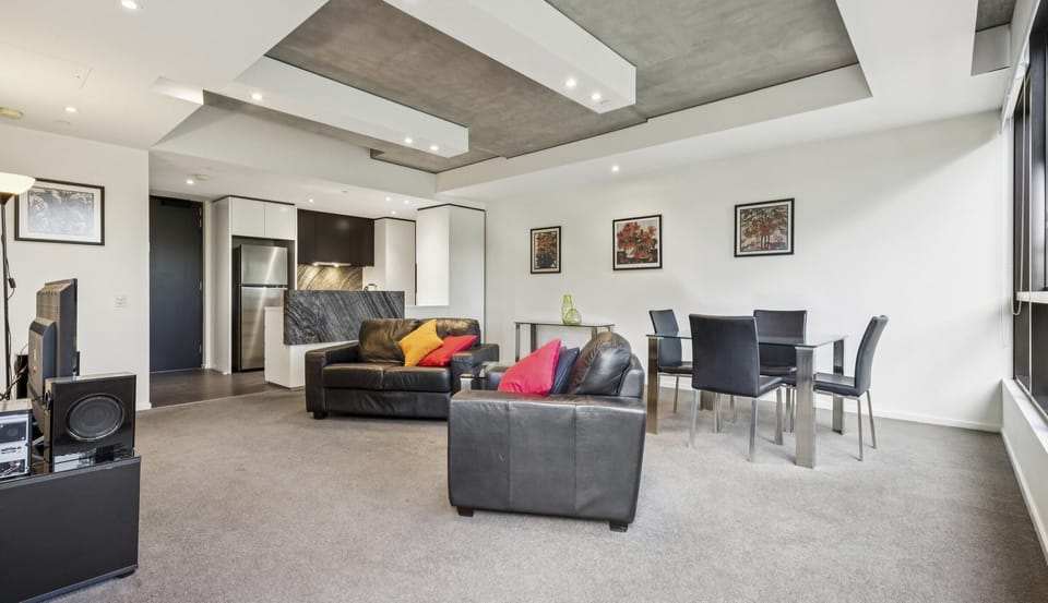Living, kitchen & dining 