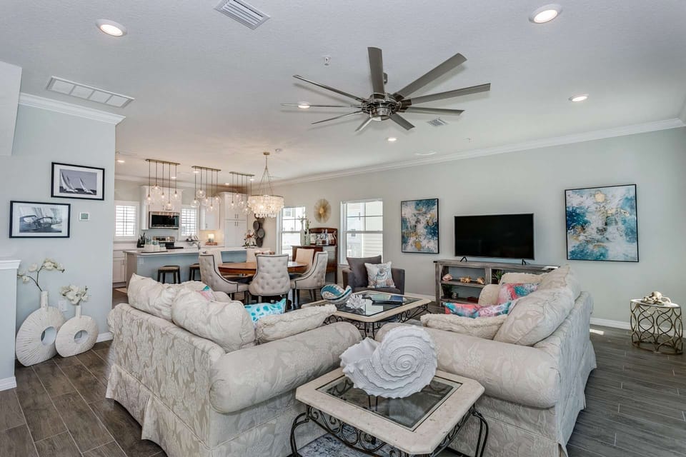 Beautiful open concept living room, dining room & kitchen