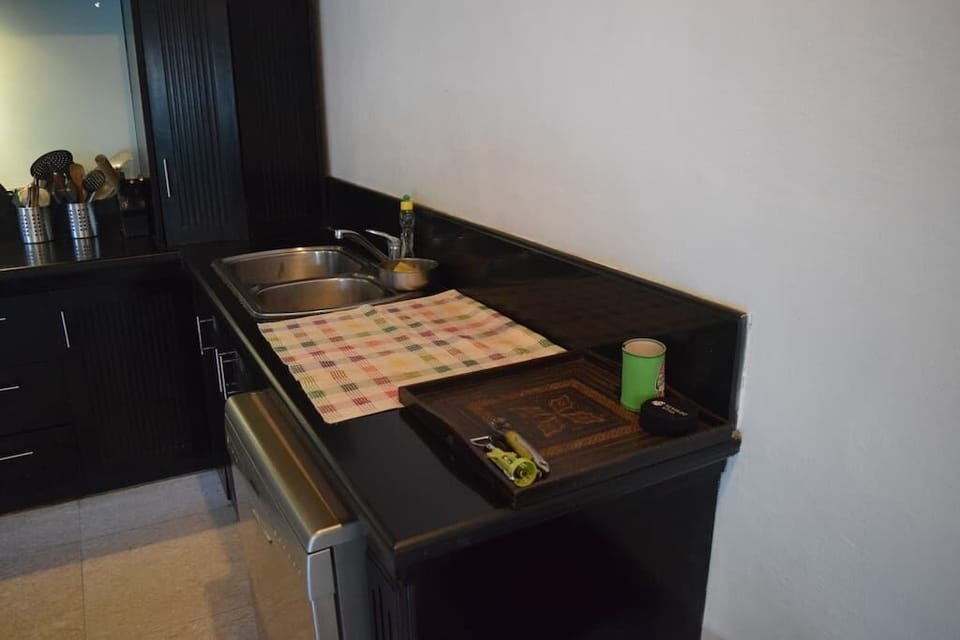 Lux 5 BR with Driver, Heart of Seminyak