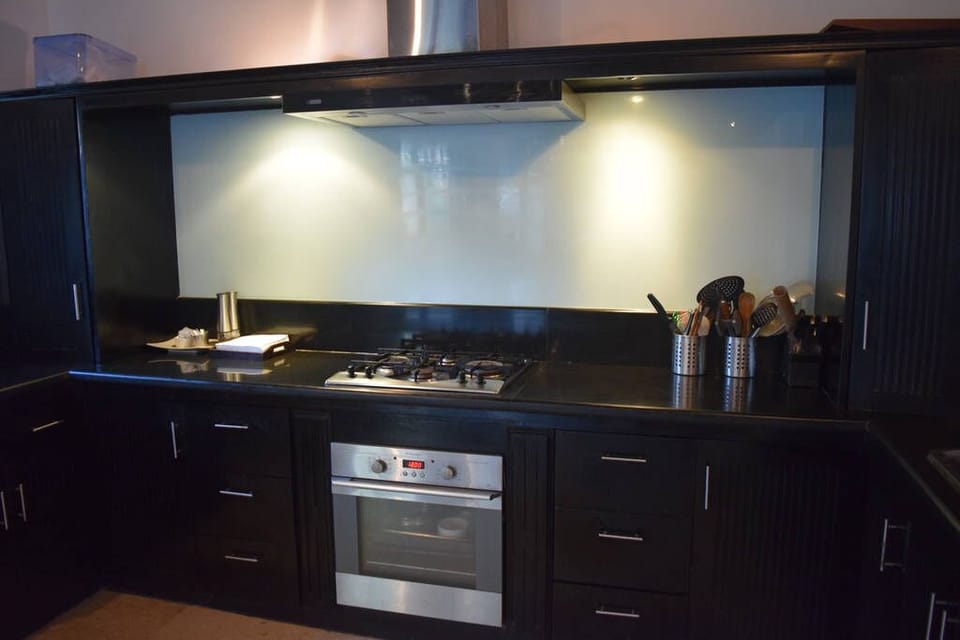 Lux 5 BR with Driver, Heart of Seminyak