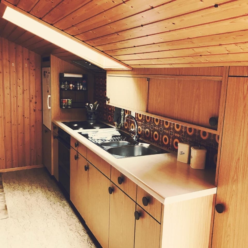 Kitchen, upper apartment