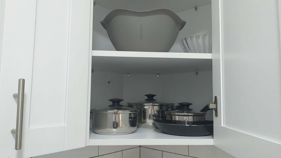Fully equipped kitchen with all the necessities that will make you feel at home.