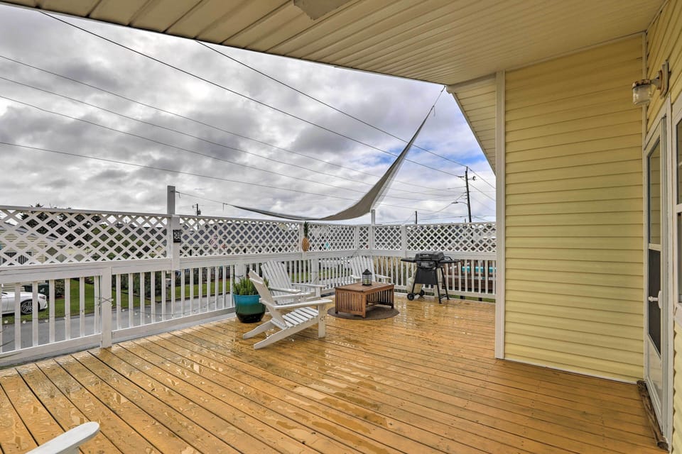 Private Deck