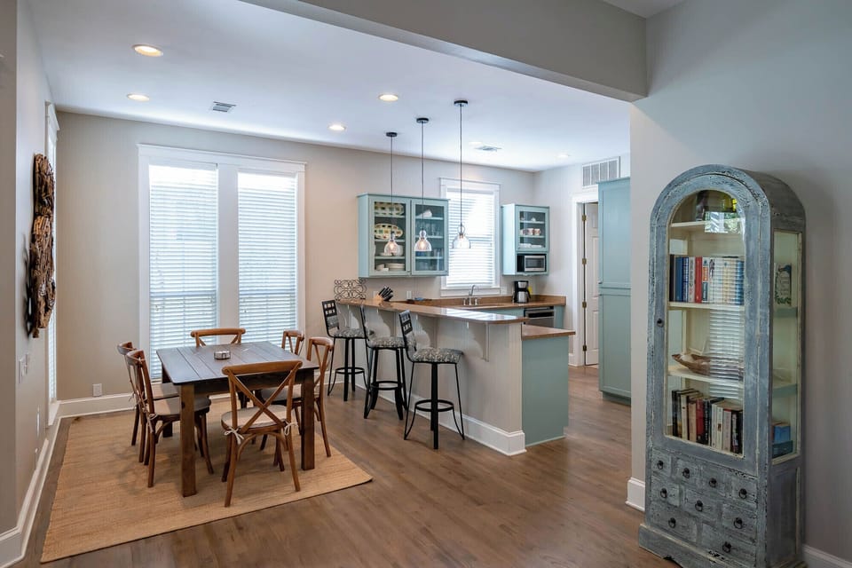Dining, Kitchen