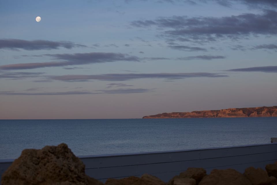 Moon. Cape Kidnappers.