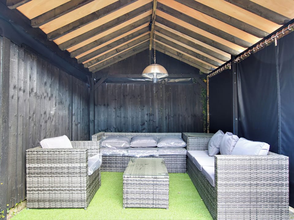 Summerhouse | Irenic Lodge 2 - Irenic Lodges, Hamble