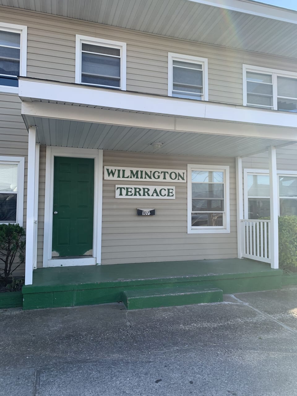 MAIN ENTRANCE 