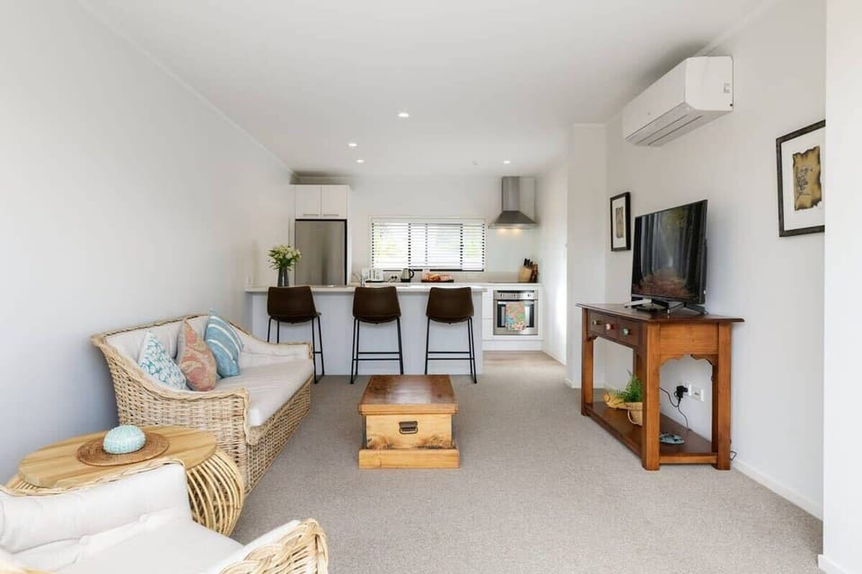 open plan kitchen & living