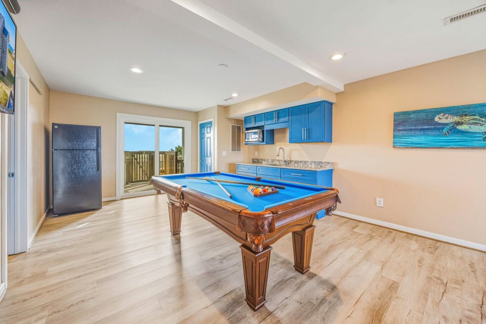 Surf or Sound Realty - 920 - Leave of Absence - Game Room -1