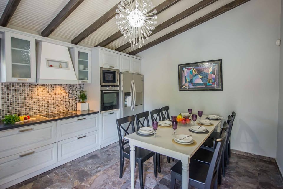 Villa Ζapphira Peritheia - kitchen