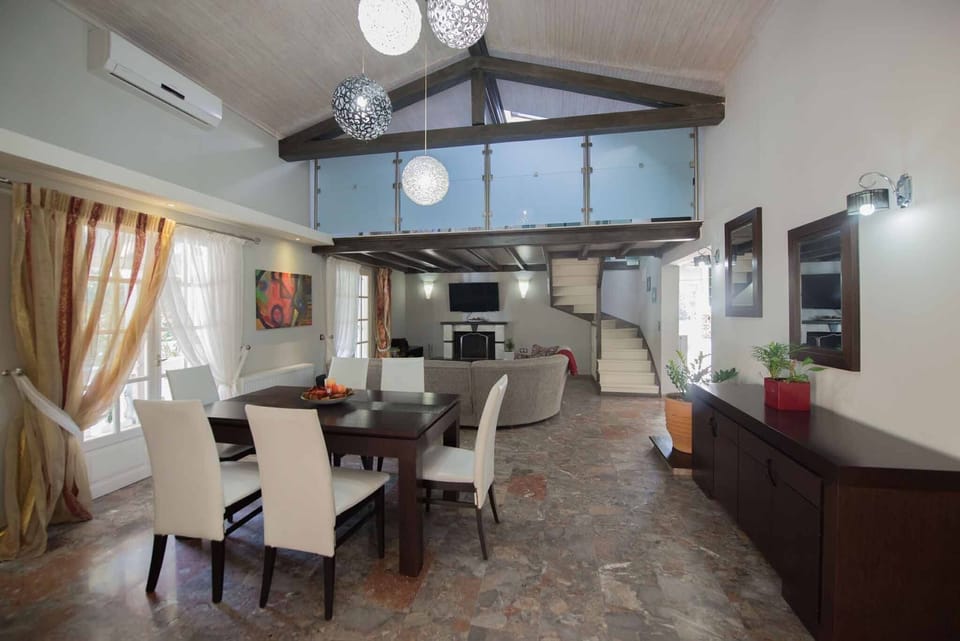 Villa Ζapphira Peritheia - interior 