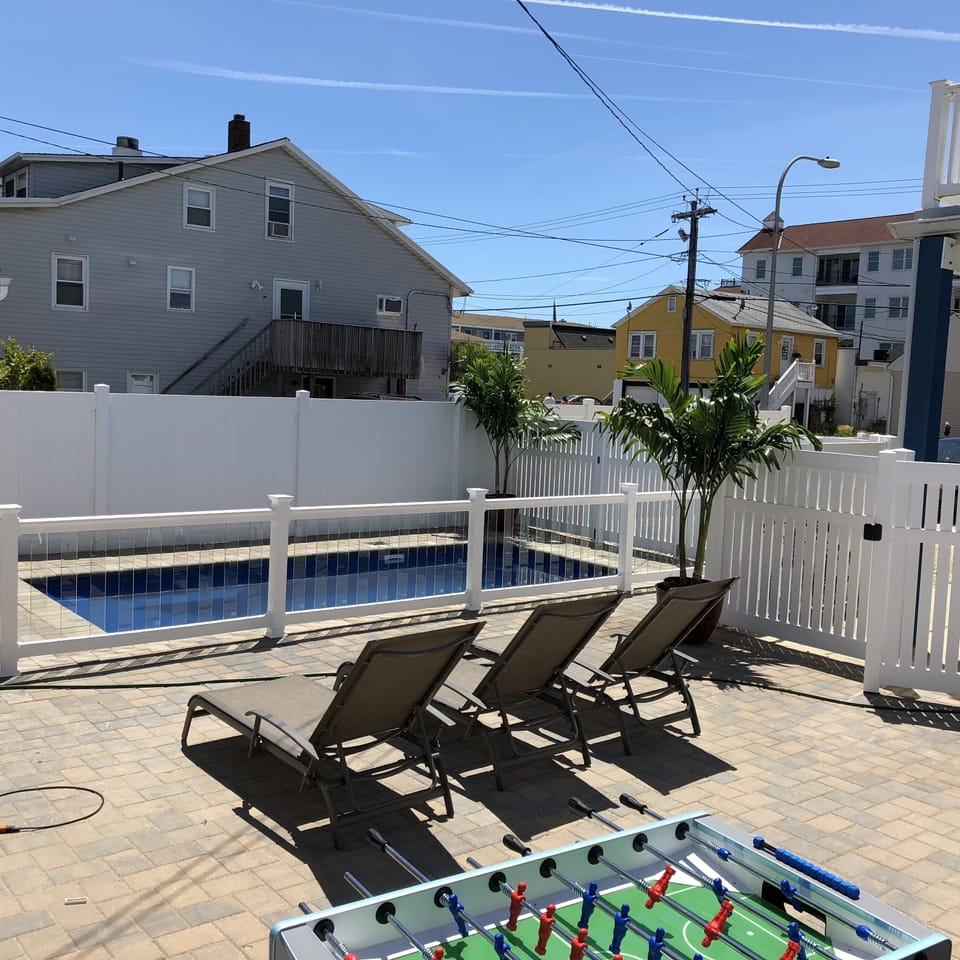 Shared pool area