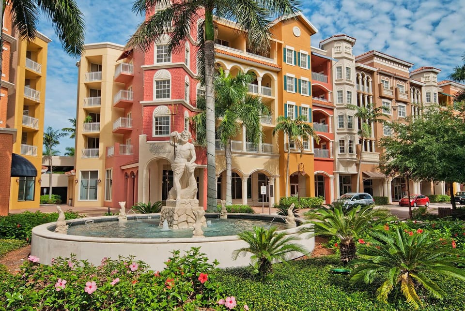 Beautiful Exterior of Bayfront