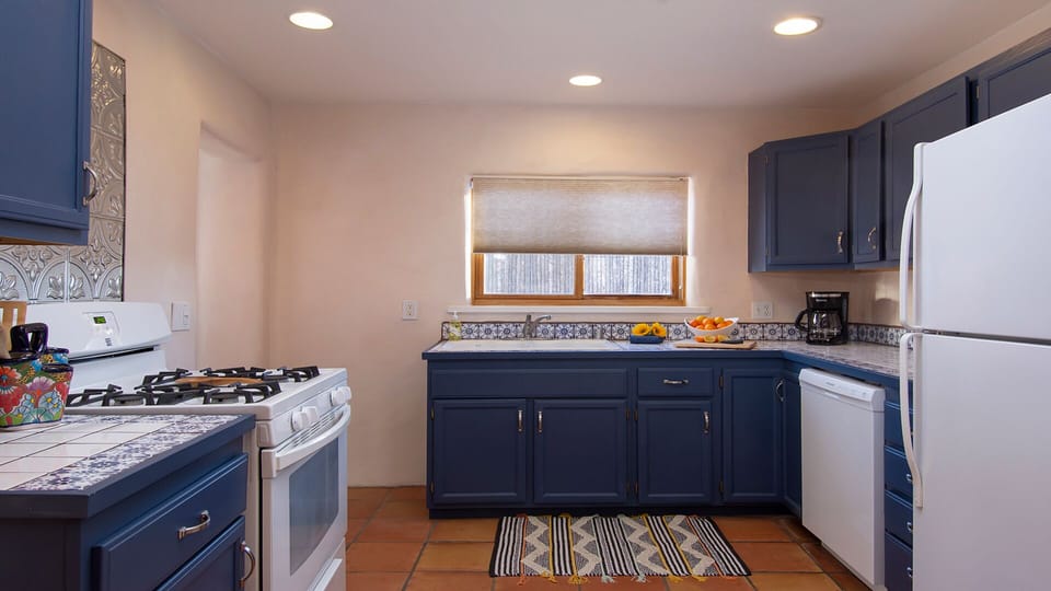 Well-equipped kitchen