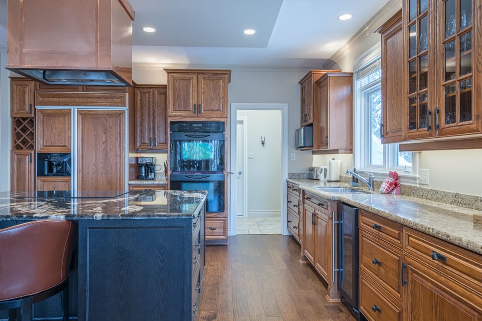 Newly Updated Kitchen 