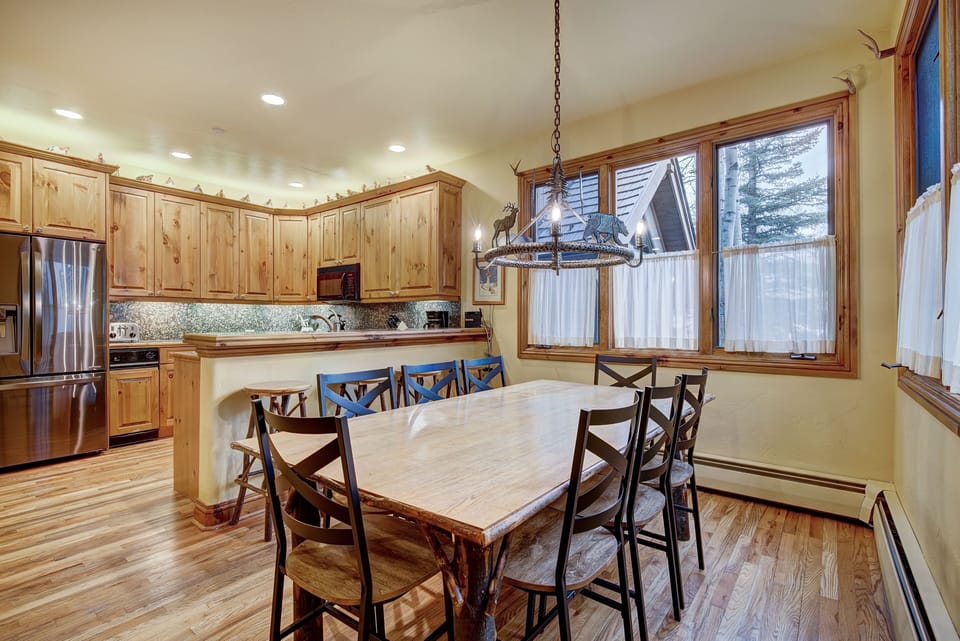 Indoors, Hardwood, Flooring, Floor, Dining Room