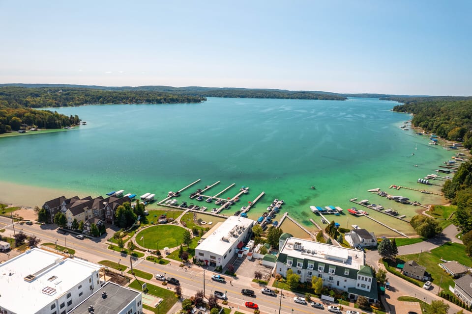 This bay is a three-minute walk from the rental.