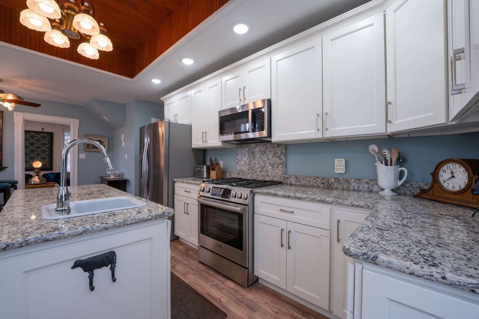 Spacious kitchen at Southern Elm