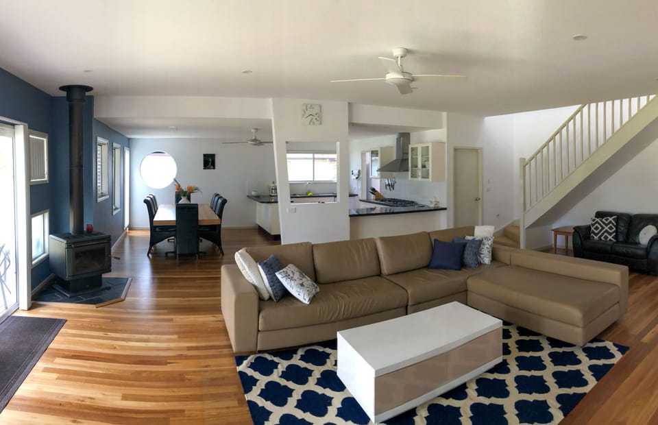 Loungeroom