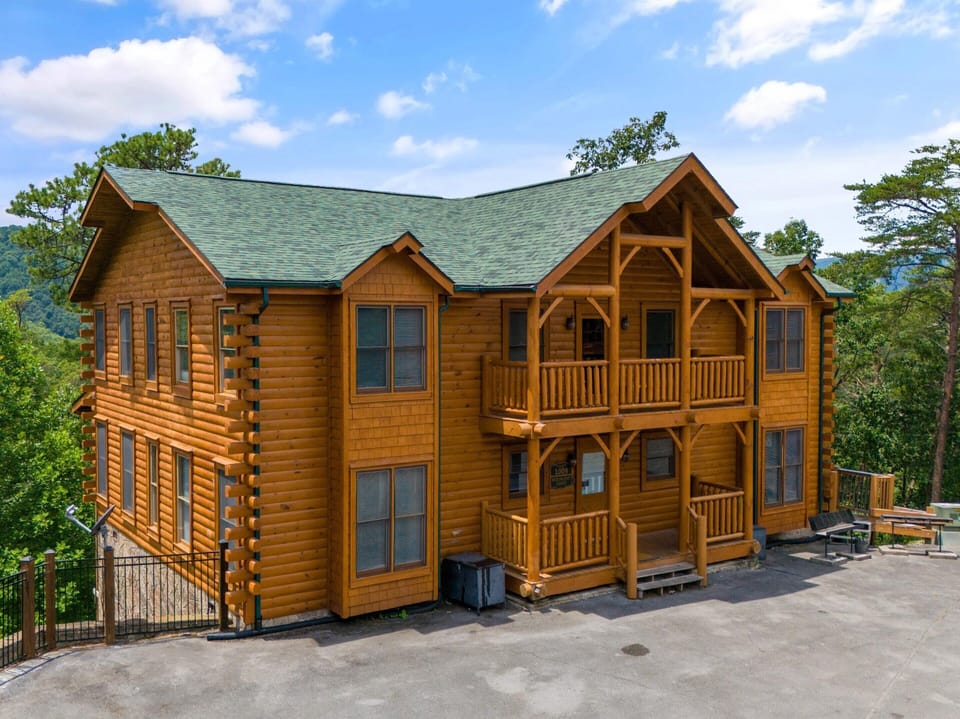 Welcome to Moonlight Lodge!