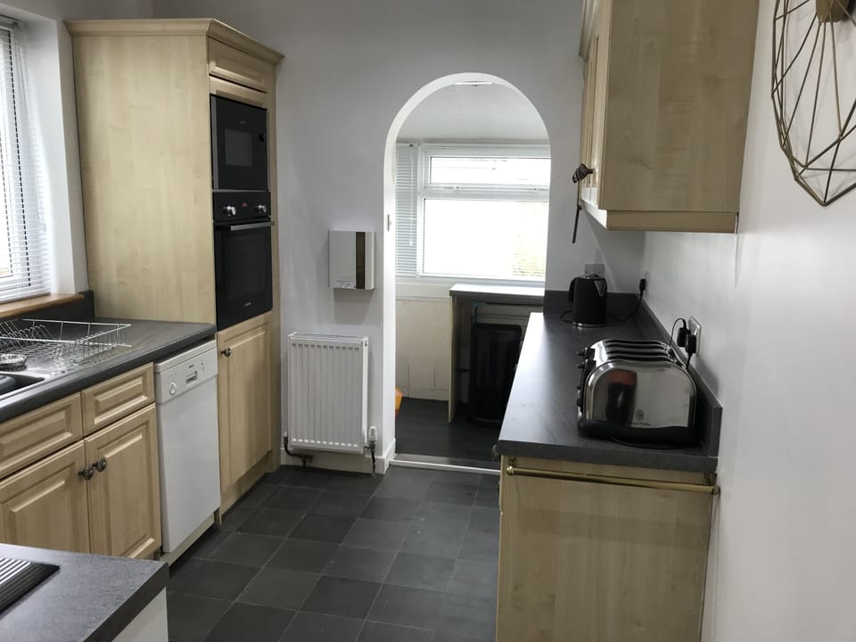 Well equipped kitchen
