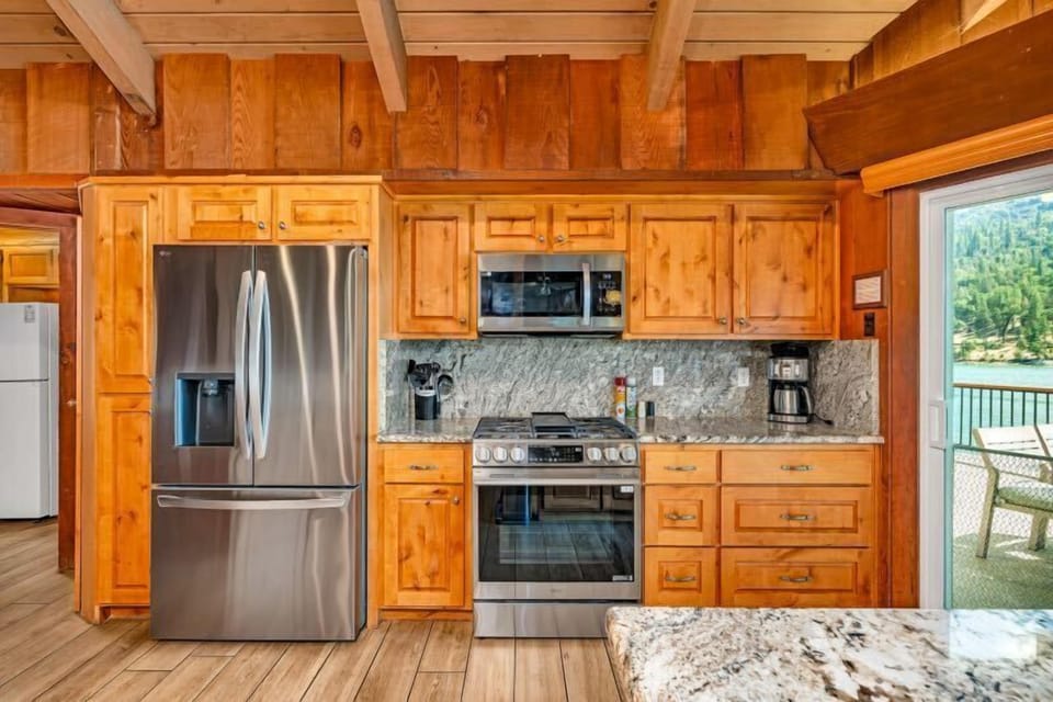 Kitchen appliances