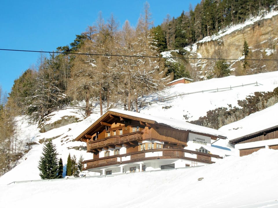 Snow, Winter, Property, Mountain, Geological Phenomenon, Hill Station, Mountain Range, Tree, Alps, Ski Resort