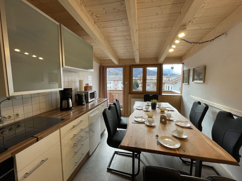 Furniture, Table, Property, Cabinetry, Building, Chair, Countertop, Wood, Interior Design, Architecture