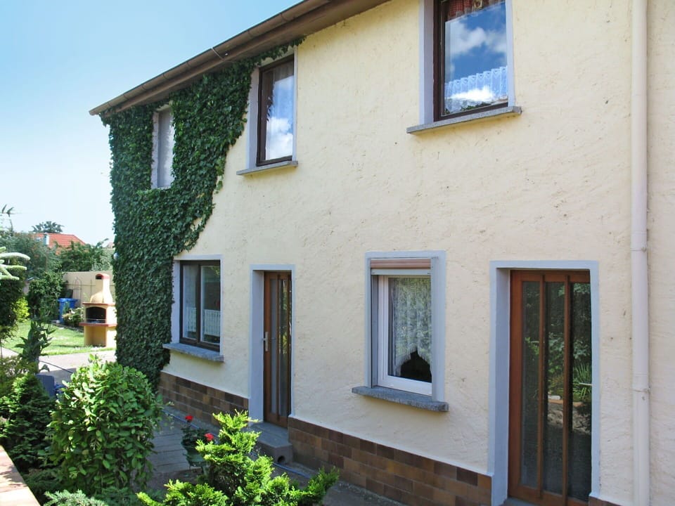 Property, House, Building, Facade, Real Estate, Home, Window, Cottage, Wall, Sash Window