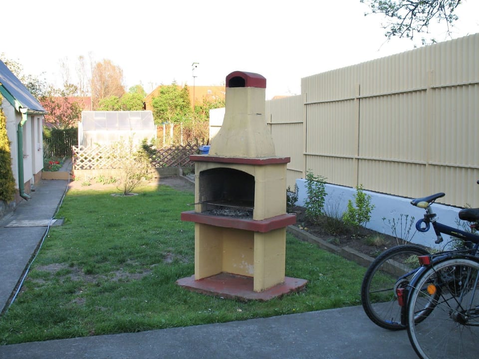 Vehicle, Grass, Backyard, Architecture, Home, House, Brick, Kitchen Appliance, Wood, Recreation