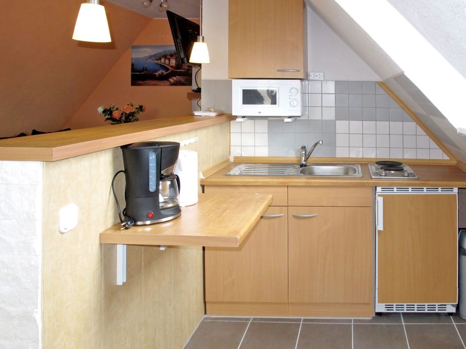 Countertop, Room, Property, Furniture, Kitchen, Cabinetry, House, Building, Floor, Interior Design