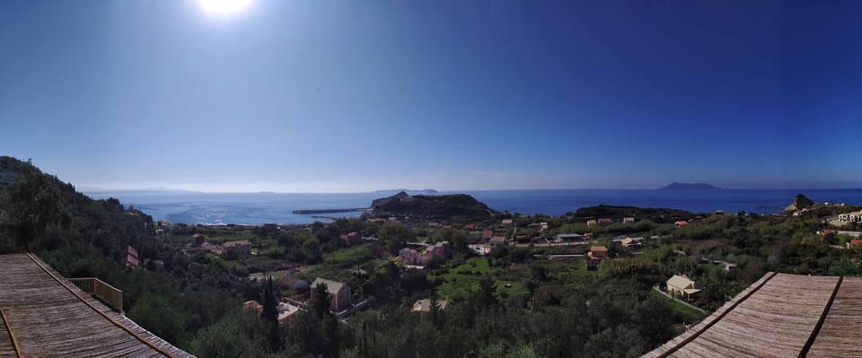 Bella Vista deluxe studio 2- panoramic view