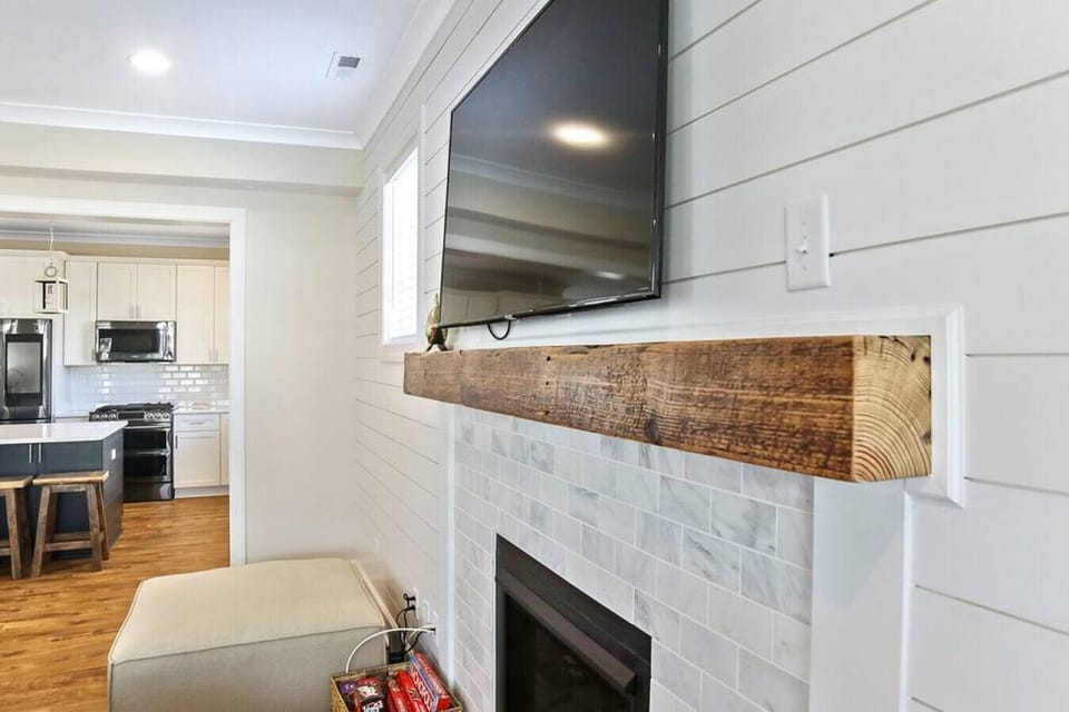 Hosted with heart—and sometimes a new rug! Décor may change as we refresh the space.