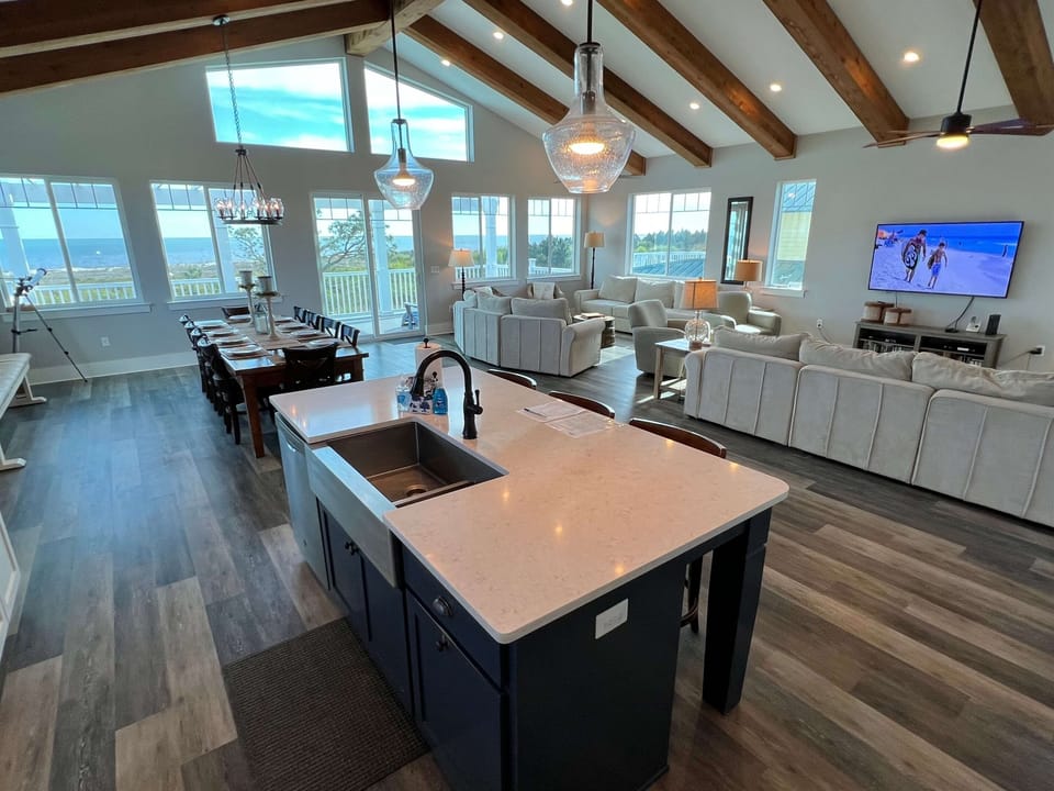 You can even enjoy the impressive views from the kitchen