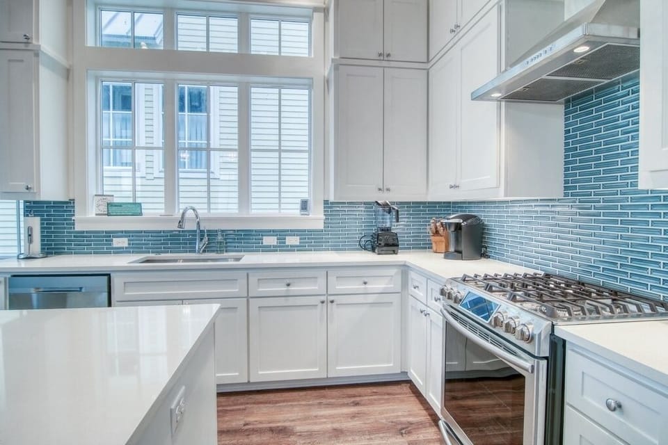 Kitchen, 2nd Floor