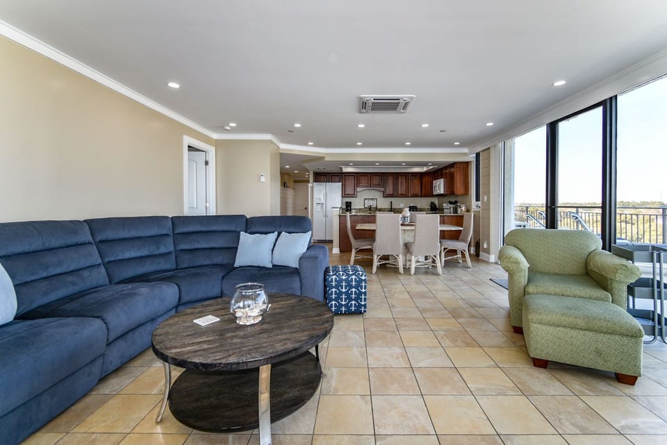 Surf Master Penthouse F