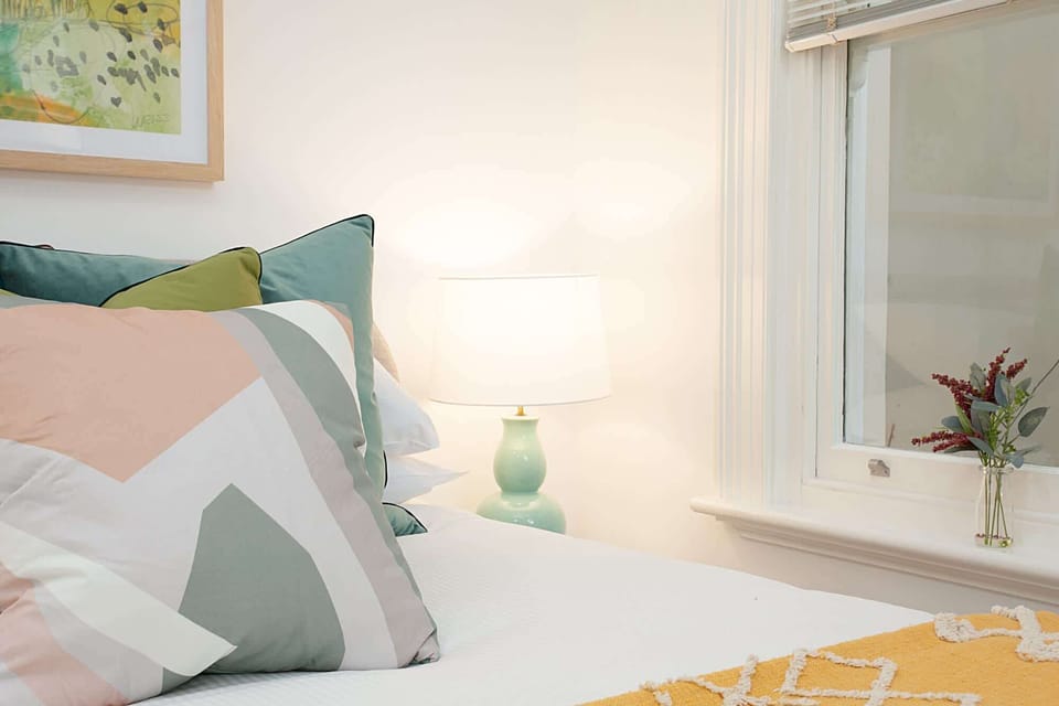 Queen Bed