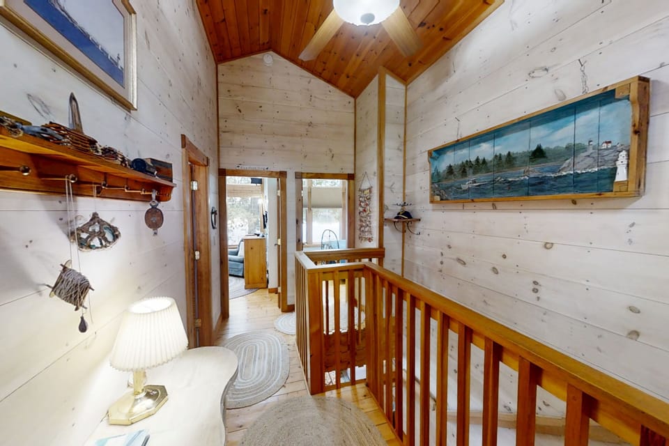 Upon entering Orion's Landing, the three bedrooms are located on this level.