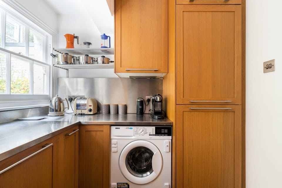 Picnic in the Park – Fantastic 3 Bedroom (3862)