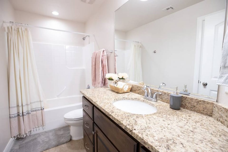 Upstairs bathroom