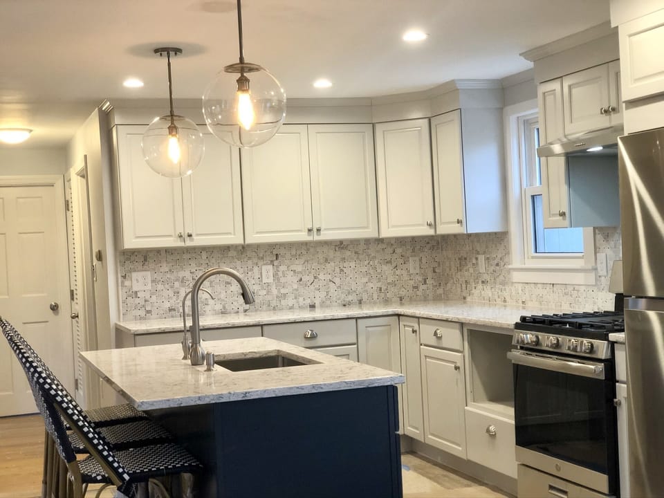 Kitchen stocked with the cooking, baking, and grilling essentials! 