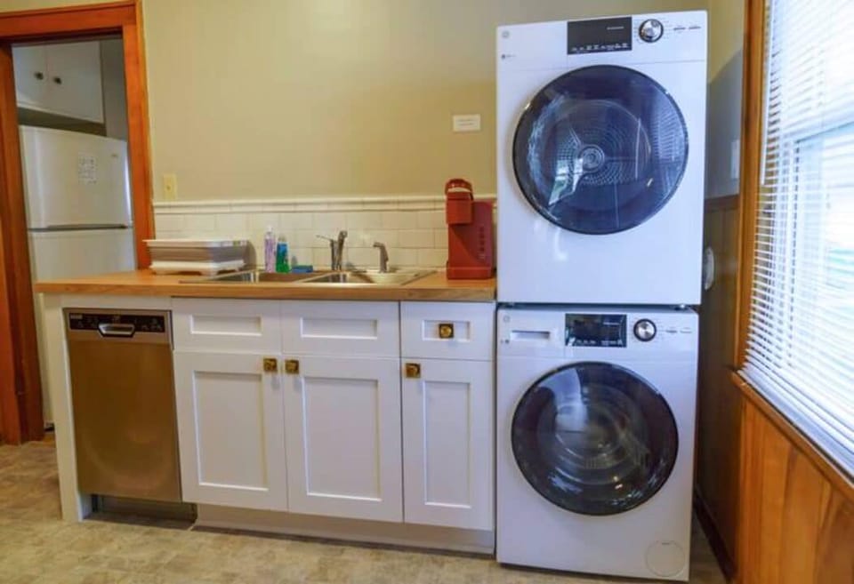 Laundry in unit