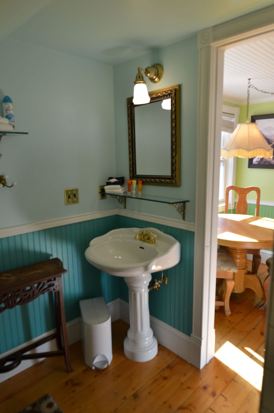 Bathroom - The full bathroom has a shower and bath tub.