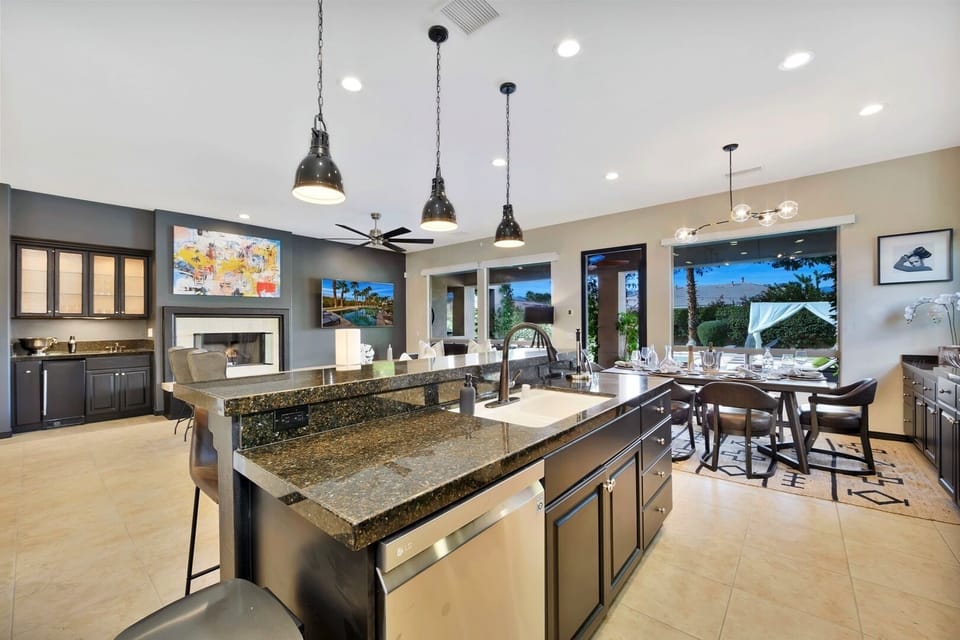 Large kitchen with all brand new appliances