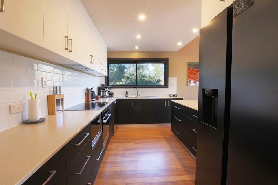 Talbot St - St Helens - Bay-of-fires-holidays-16