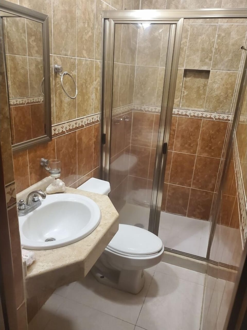 2nd bathroom